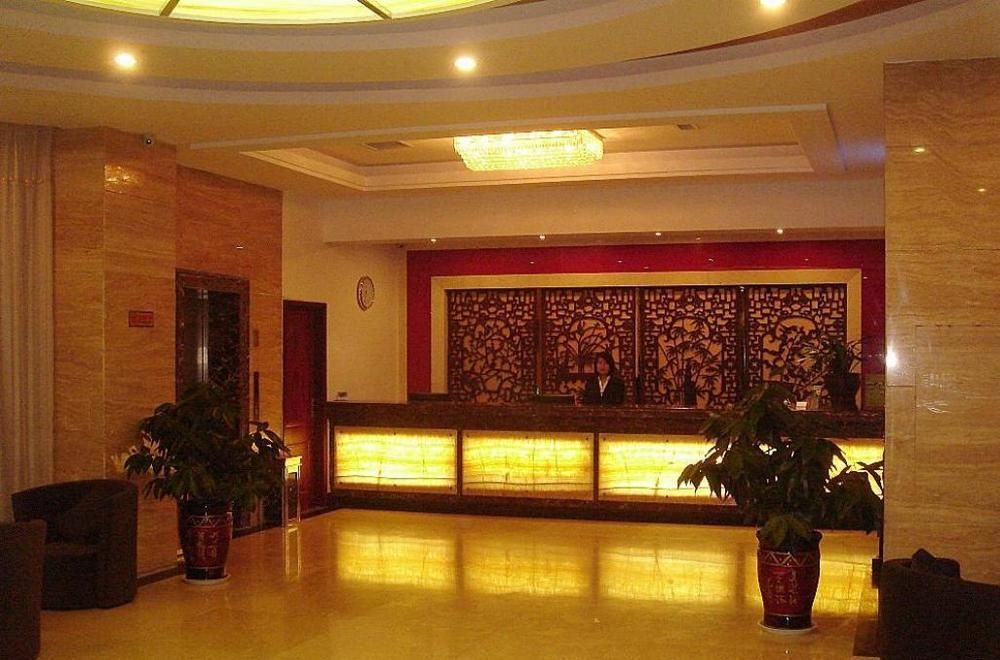 Greentree Inn- Linyi Bus Station Branch Exterior foto